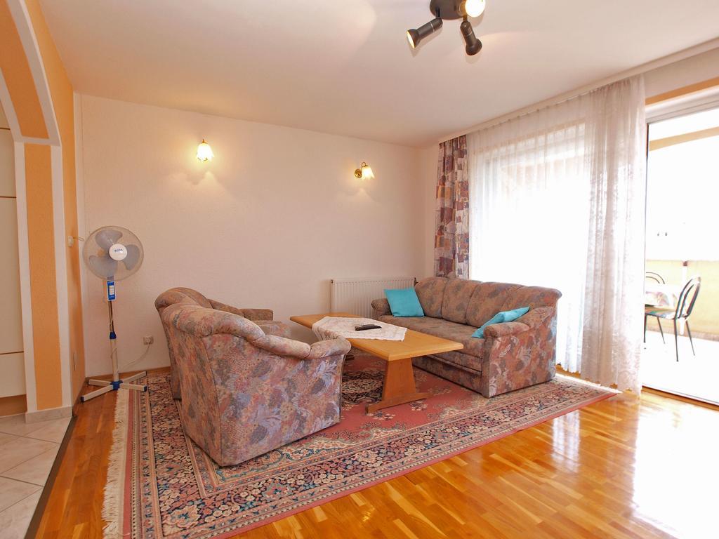 Apartments Denis 19 Fažana Extérieur photo
