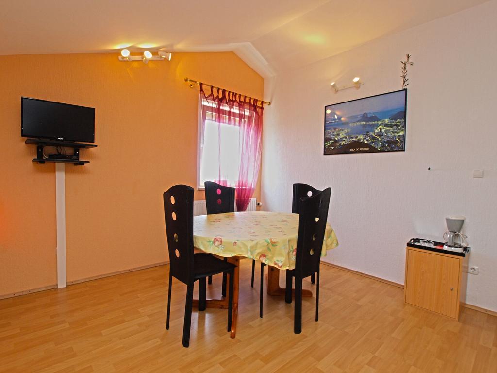 Apartments Denis 19 Fažana Extérieur photo