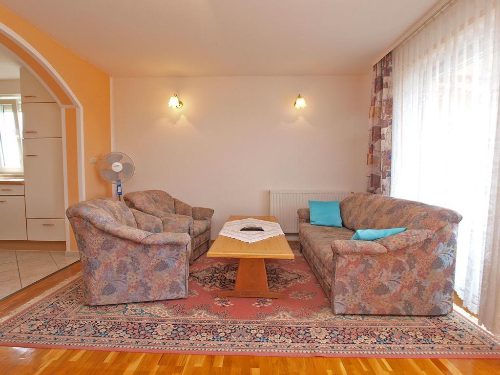 Apartments Denis 19 Fažana Extérieur photo