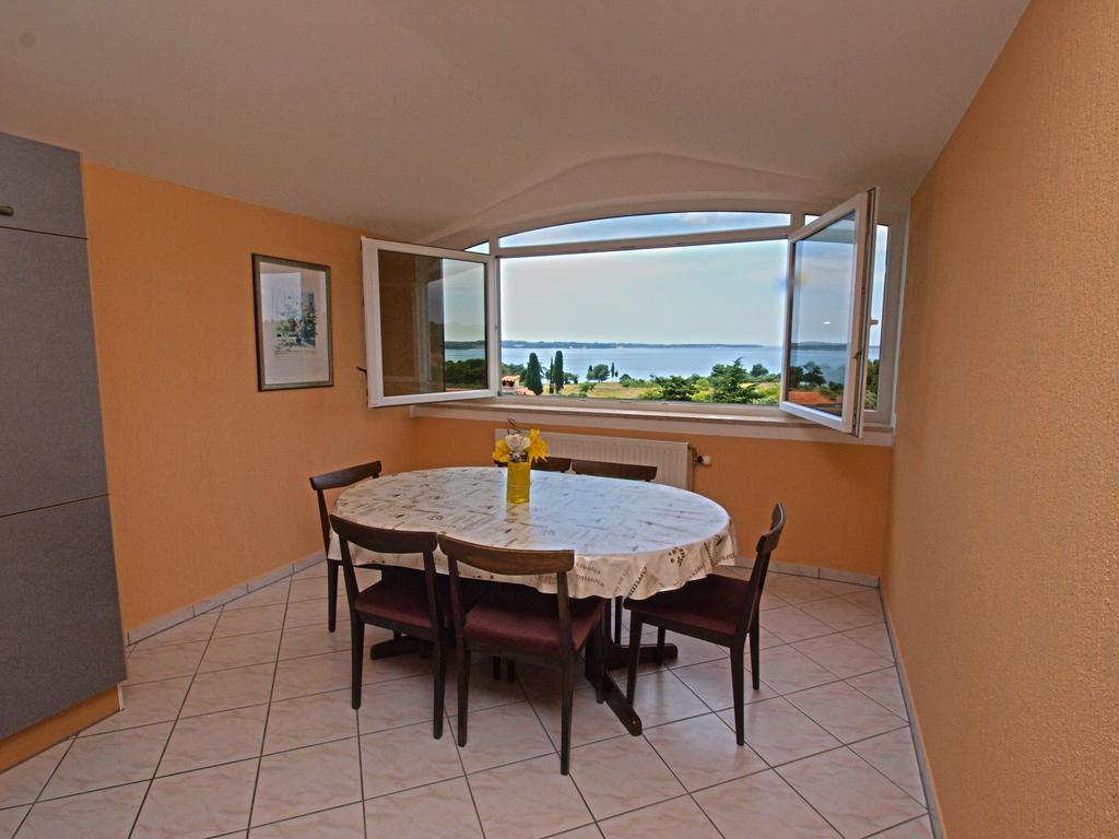 Apartments Denis 19 Fažana Extérieur photo